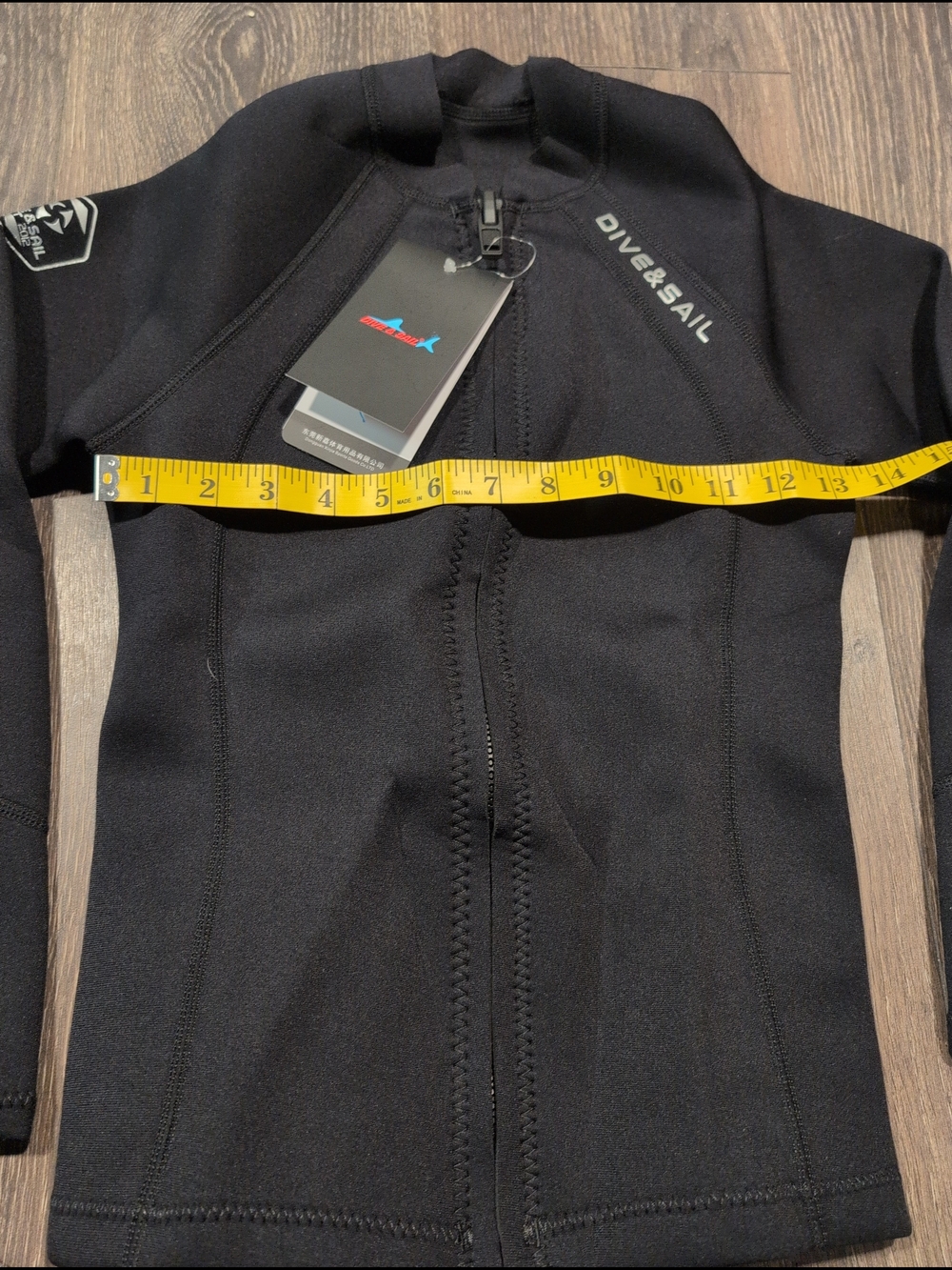 Dive & Sail Wetsuit Top Front Zip Jacket Black Neoprene Nylon Small 2mm NWT - Picture 3 of 10